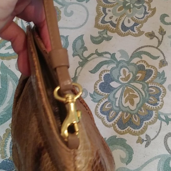 Vintage AIGNER snakeskin crossbody handbag. - Picture 5 of 9